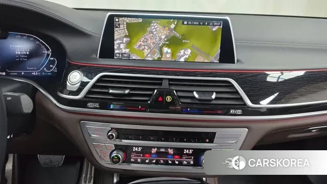 BMW 7 Series (G11) id 3478477 из Кореи 5