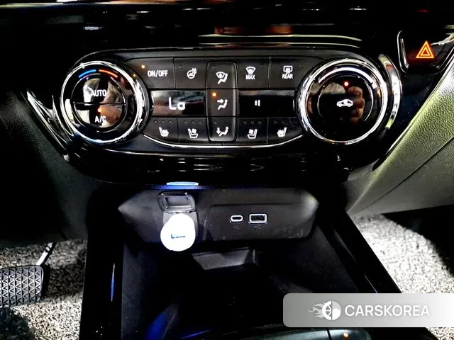 Chevrolet (GM Daewoo) Trax Crossover 2023 Белый из Кореи, фото 5