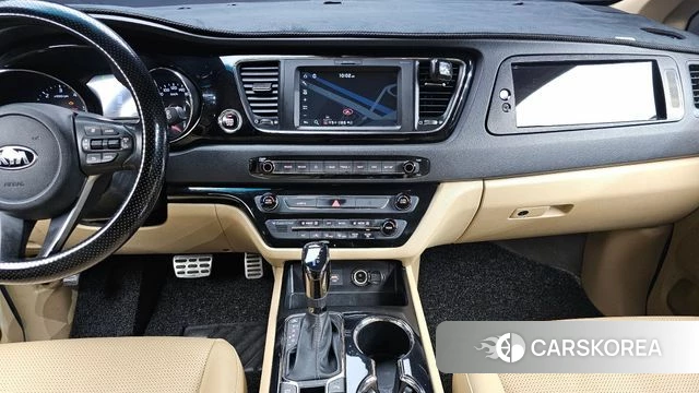 Kia The New Carnival 2019 Белый из Кореи, фото 5
