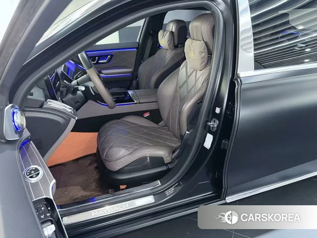 Mercedes-Benz Maybach S-class 2023 Черный из Китая, фото 5