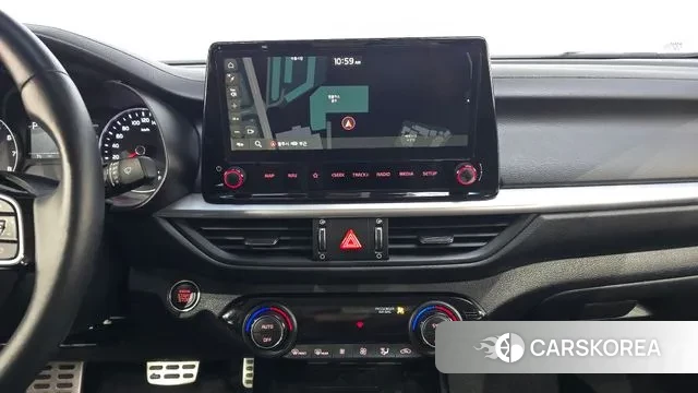 Kia The New K3 2nd generation 2023 Белый из Кореи, фото 5