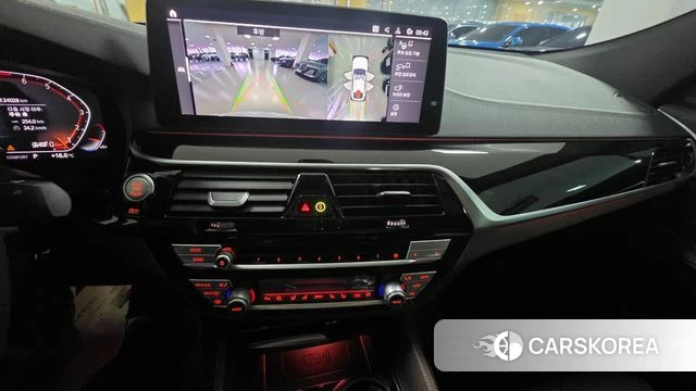 BMW 6 Series GT (G32) 2024 Белый из Кореи, фото 5