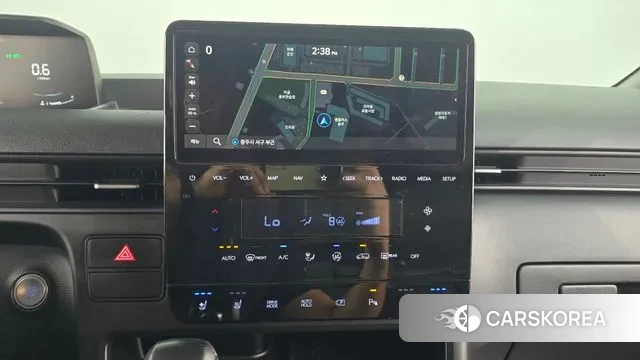 Hyundai Staria 2022 Белый из Кореи, фото 5