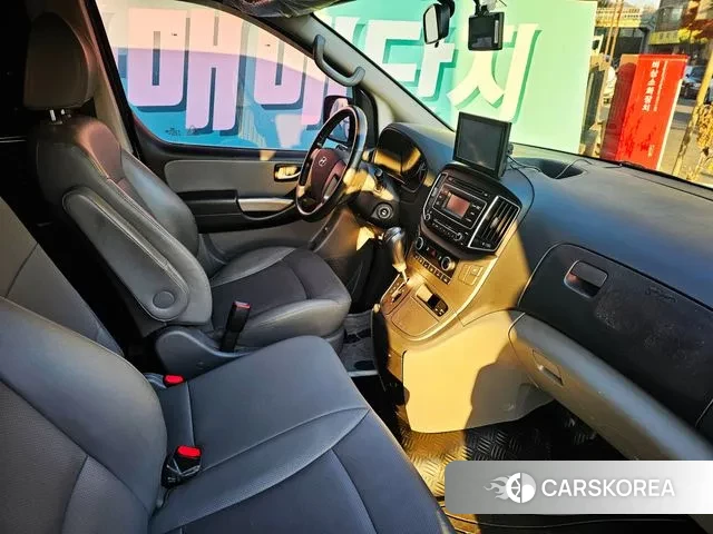 Hyundai The New Grand Starex 2019 Белый из Кореи, фото 5