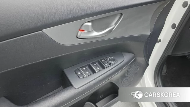 Kia Come New K3 2020 Белый из Кореи, фото 5