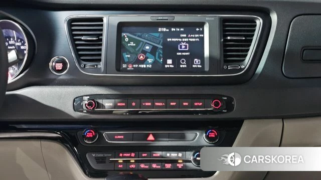 Kia The New Carnival 2018 Белый из Кореи, фото 5