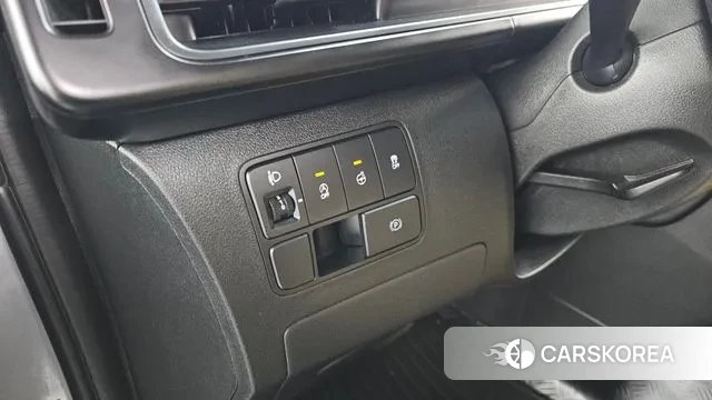 Hyundai Staria 2023 Серебряный из Кореи, фото 5