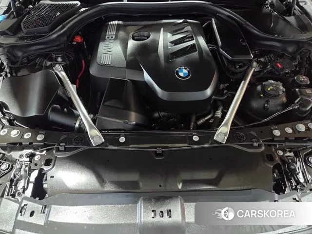 BMW 5 Series (G60) 2024 Серый из Кореи, фото 5