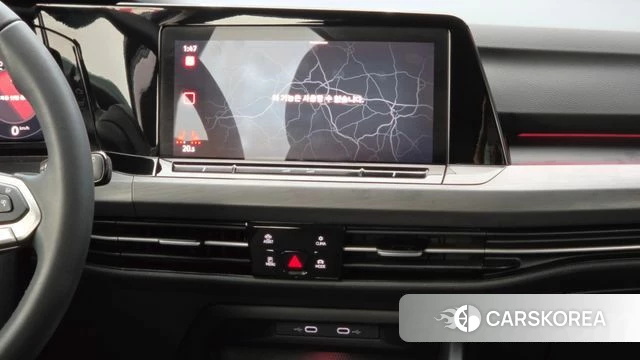 Volkswagen Golf 8th Generation 2022 Черный из Кореи, фото 5