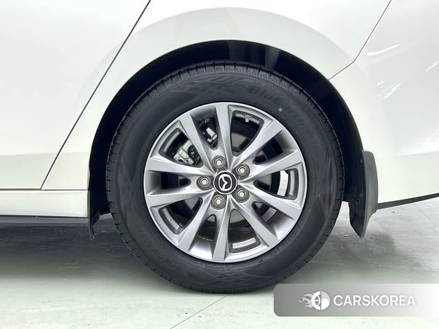 Mazda 3 Angkesaila 2024 Белый из Китая, фото 5