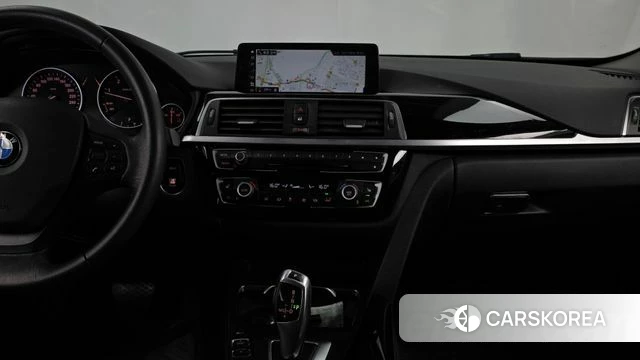 BMW 3 Series (F30) 2018 Серый из Кореи, фото 5