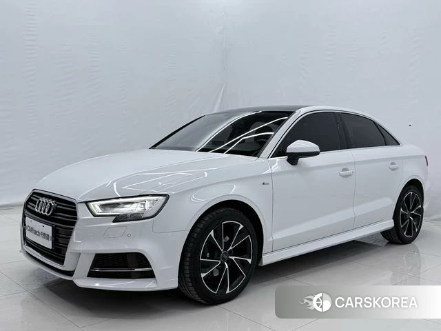 Audi A3 2019 Белый из Китая, фото 5