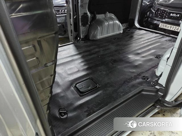Hyundai Staria 2021 Серый из Кореи, фото 5