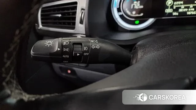 Kia Niro 2018 Белый из Кореи, фото 5