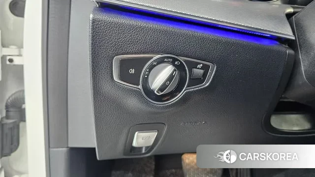 Mercedes-Benz E-Class W213 2019 Белый из Кореи, фото 5