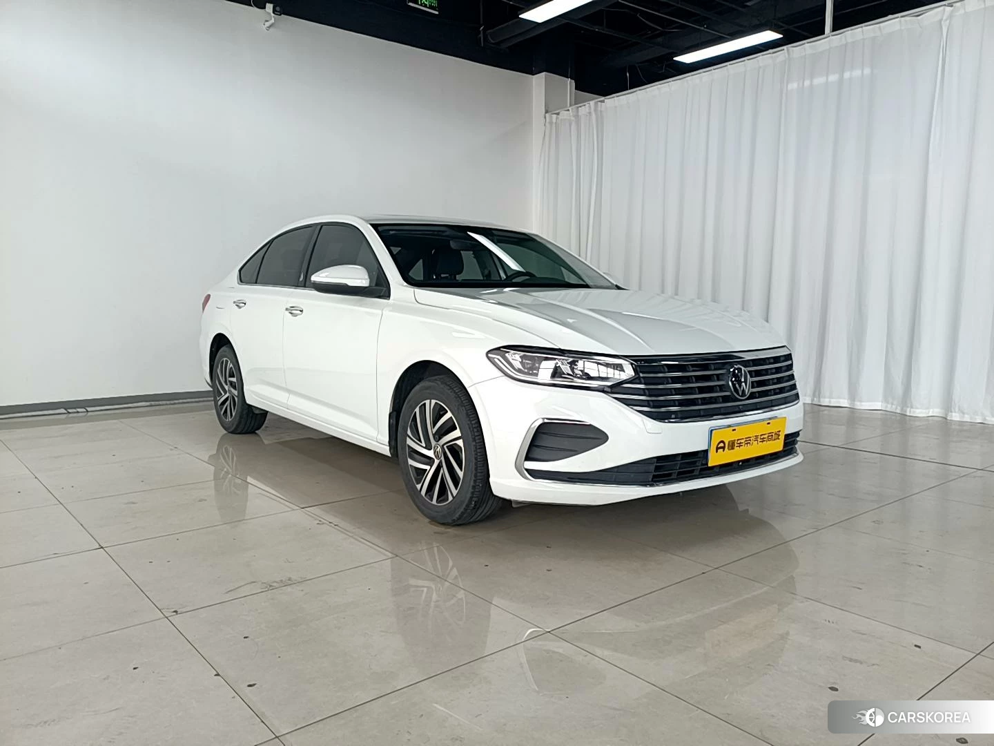 Volkswagen Lavida 2022 Белый из Китая, фото 5