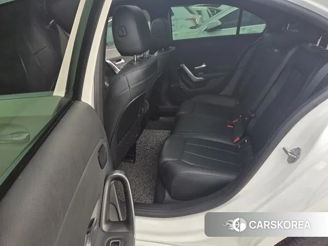 Mercedes-Benz A-Class W177 2021 Белый из Кореи, фото 5