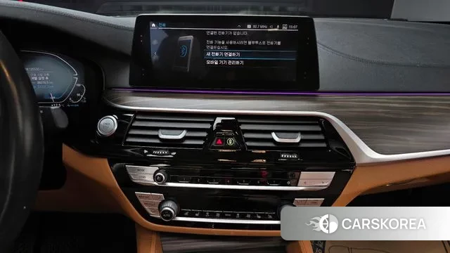 BMW 5 Series (G30) 2019 Серебристо-серый из Кореи, фото 5