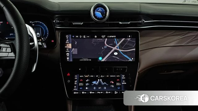 Maserati Grecale 2024 Жемчужный цвет из Кореи, фото 5