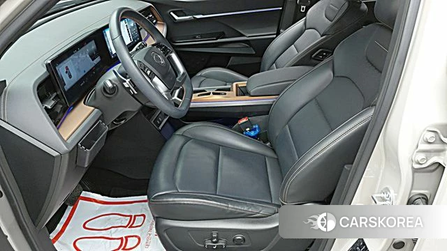 Ssangyong Torres EVX 2024 Песочный из Кореи, фото 5