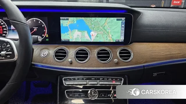 Mercedes-Benz E-Class W213 2019 Белый из Кореи, фото 5