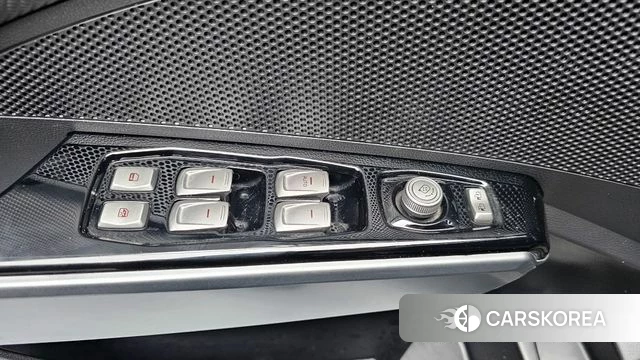 Ssangyong Tivoli Armor 2019 Синий из Кореи, фото 5