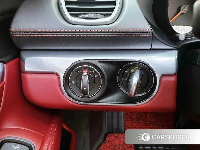 Porsche 718 Boxster 2018 Красный из Кореи, фото 5