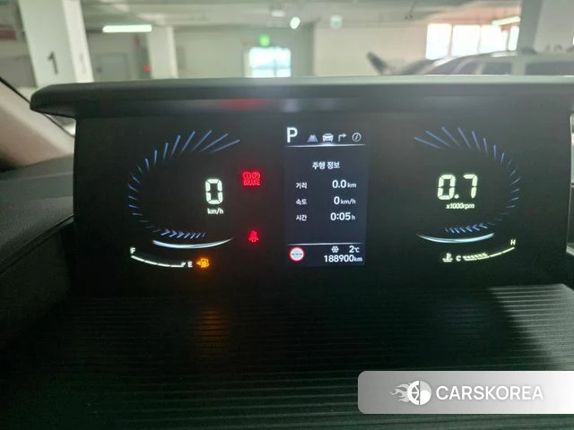 Hyundai Staria 2022 Белый из Кореи, фото 5