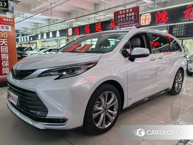 Toyota Saina 2024 Белый из Китая, фото 5