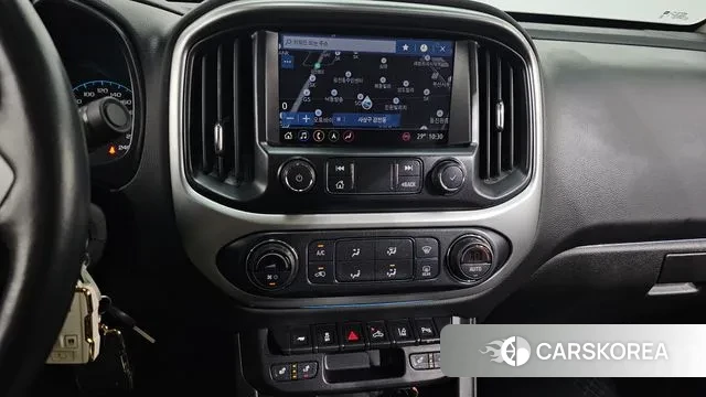 Chevrolet (GM Daewoo) Colorado 2020 Серебристо-серый из Кореи, фото 5