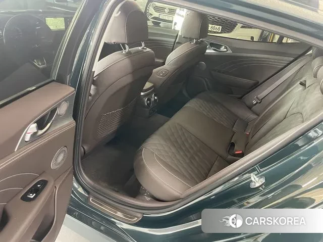 Kia Stinger Meister 2023 Темно-зеленый из Кореи, фото 5