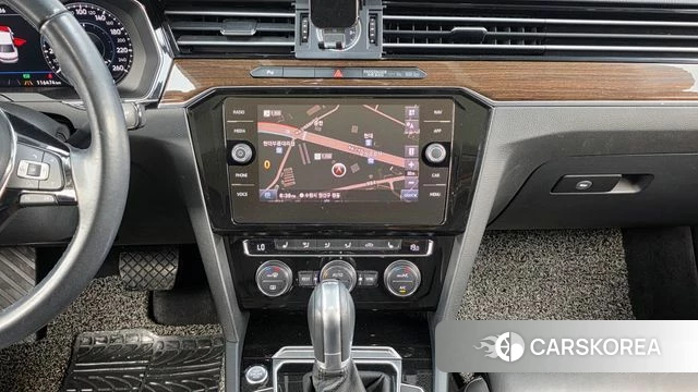 Volkswagen Passat GT (B8) 2018 Белый из Кореи, фото 5