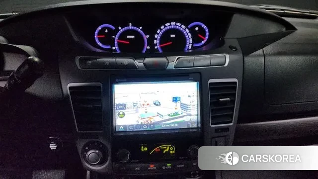 Ssangyong Korando Turismo 2018 Серебристо-серый из Кореи, фото 5