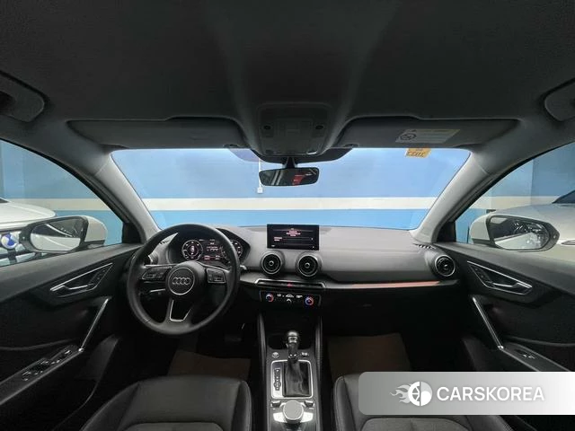 Audi Q2L e-tron 2021 Белый из Китая, фото 5