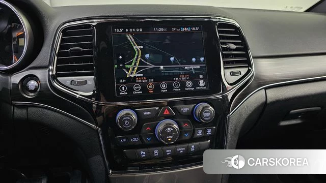 Jeep Grand Cherokee 2021 Серый из Кореи, фото 5