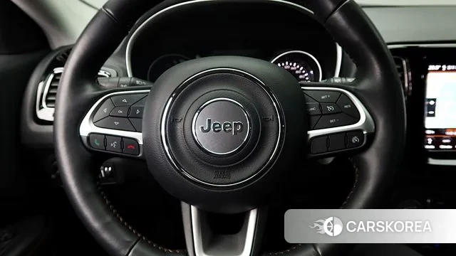 Jeep Compass 2nd Generation 2019 Белый из Кореи, фото 5
