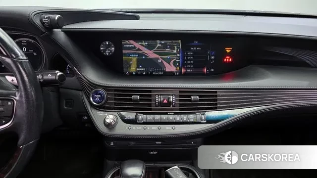 Lexus LS500h 5th generation 2018 Черный из Кореи, фото 5