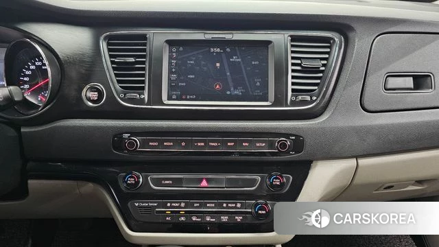 Kia The New Carnival 2018 Белый из Кореи, фото 5
