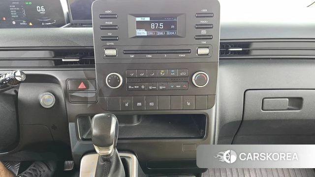 Hyundai Staria 2021 Желтый из Кореи, фото 5