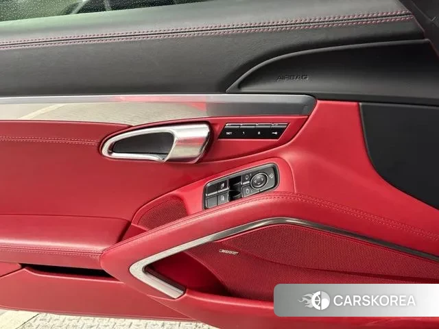 Porsche 718 Boxster 2018 Красный из Кореи, фото 5