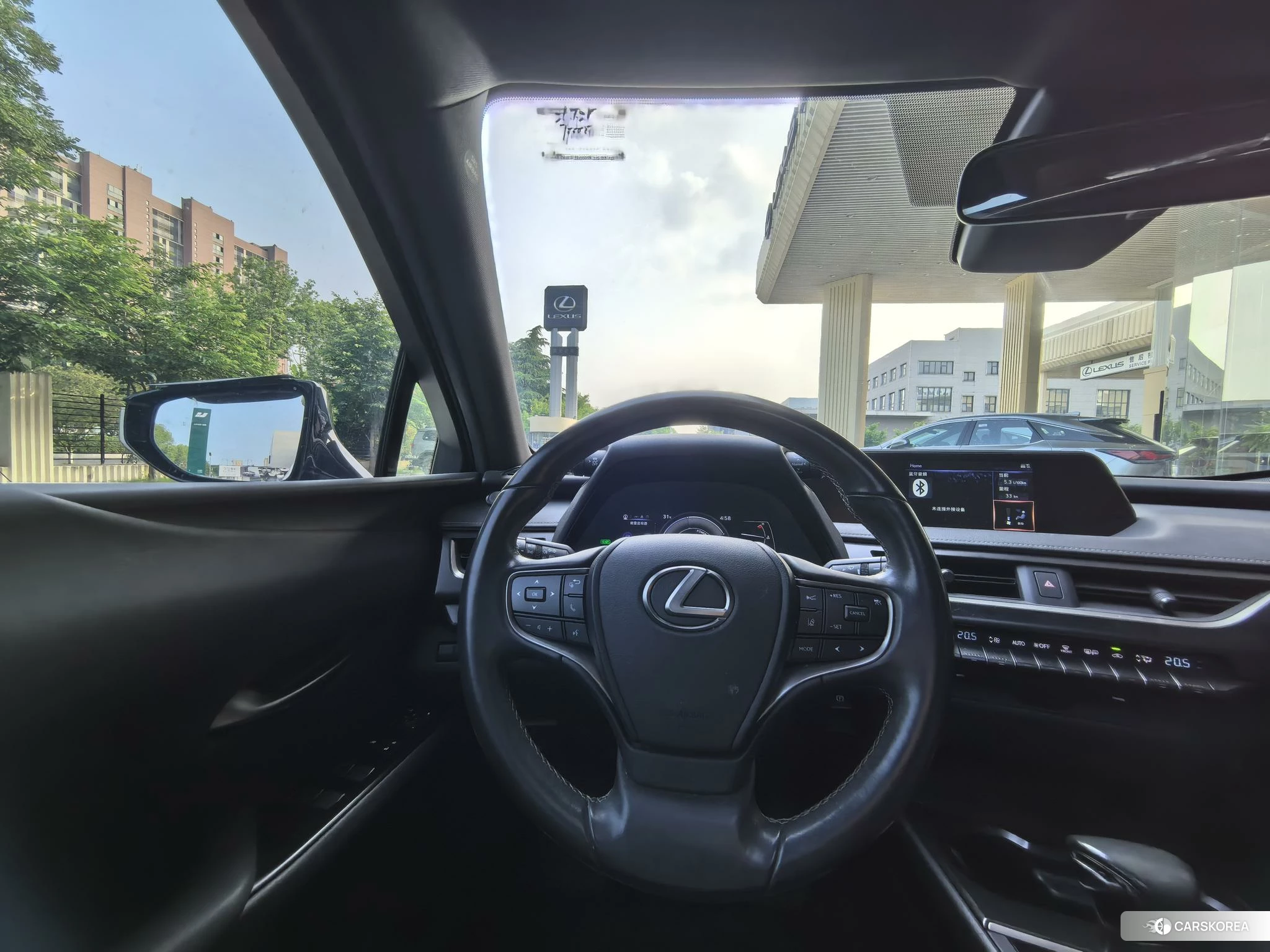 Lexus UX 2019 Серебристо-серый из Китая, фото 5