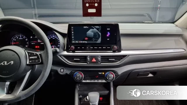 Kia The New K3 2nd generation 2023 Белый из Кореи, фото 5