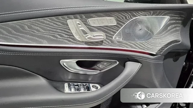 Mercedes-Benz AMG GT 2024 Черный из Кореи, фото 5