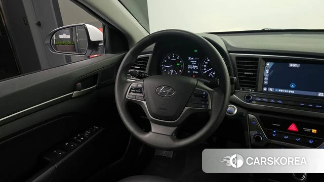 Hyundai Avante AD 2018 Белый из Кореи, фото 5