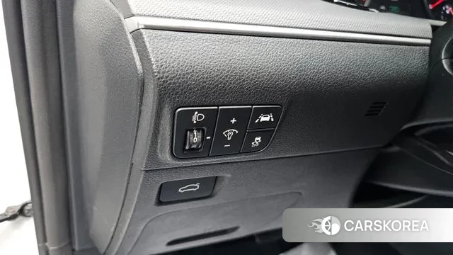 Kia K5 3rd generation 2023 Белый из Кореи, фото 5