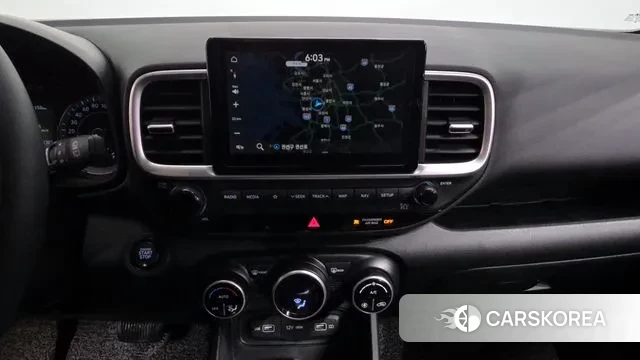 Hyundai Venue 2022 Белый из Кореи, фото 5