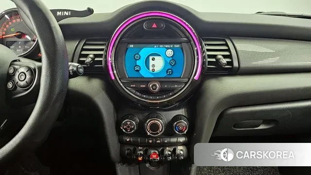 Mini Cooper 2020 Жемчужный цвет из Кореи, фото 5