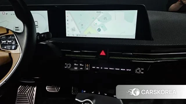 Kia EV6 2023 Черный из Кореи, фото 5