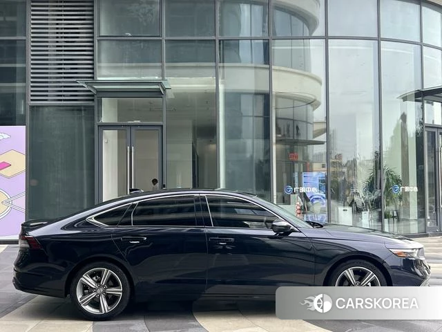 Honda Accord 2024 Темно-серый из Китая, фото 5