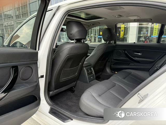 BMW 3 series 2019 Белый из Китая, фото 5